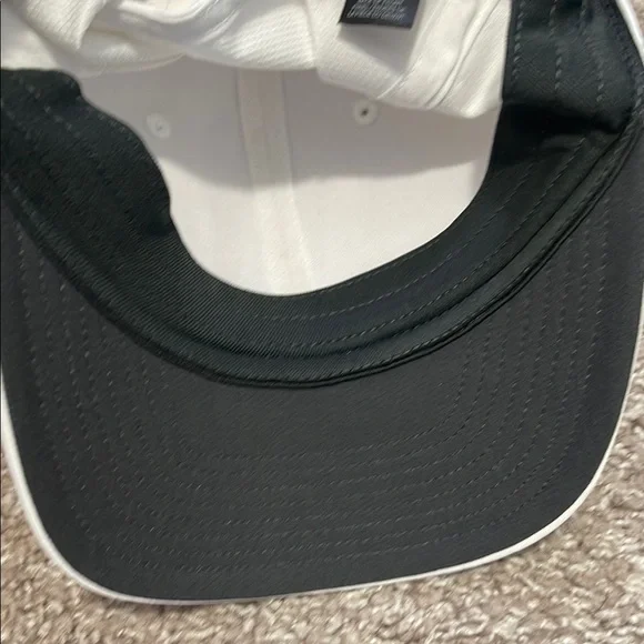 NWOT Nike Classic White Cap - Picture 7 of 8